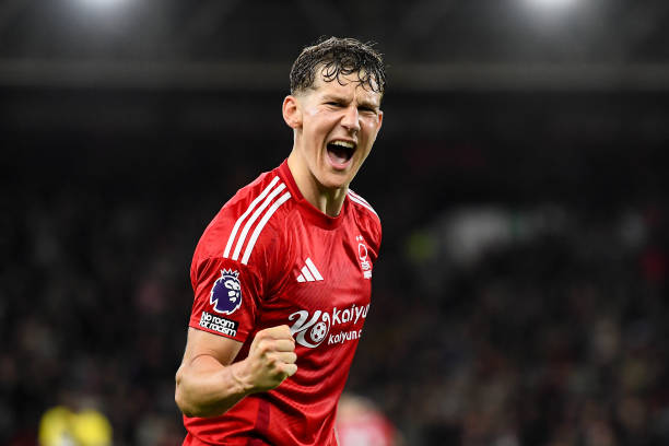 他在前几局 他在前几局