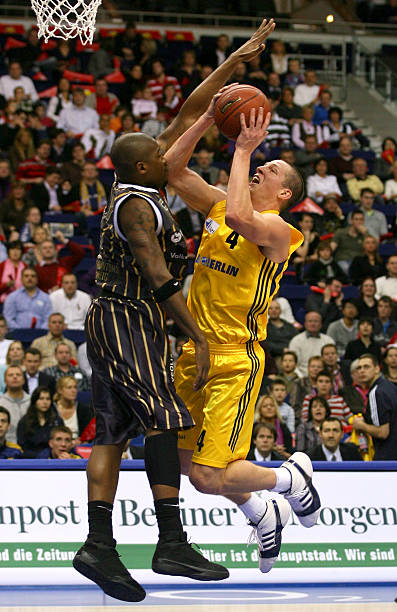 随着比赛的 随着比赛的