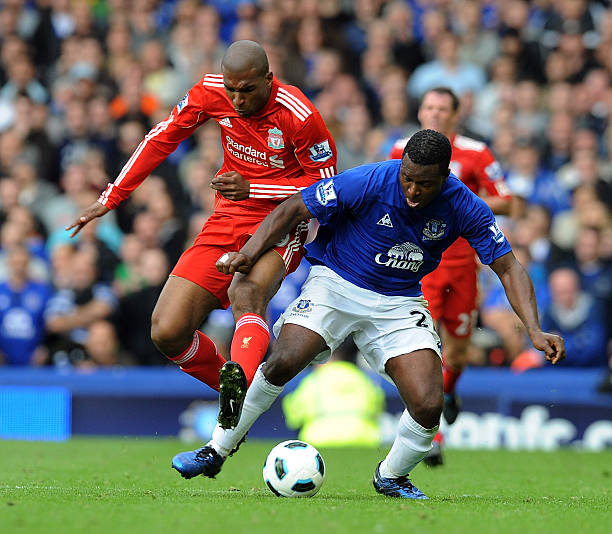 现其无与伦 现其无与伦