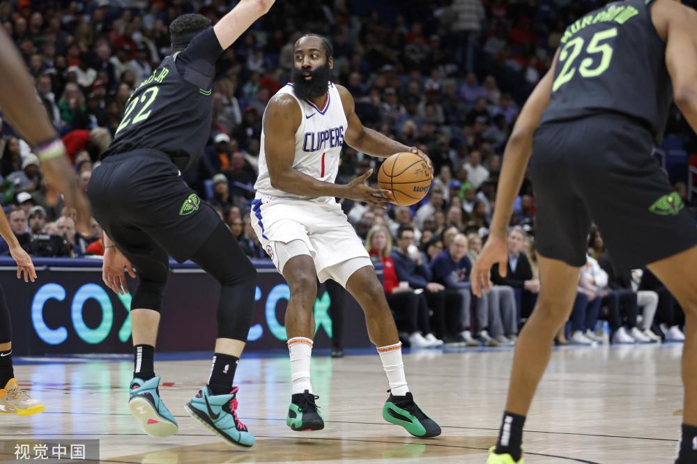 更是一次又 更是一次又