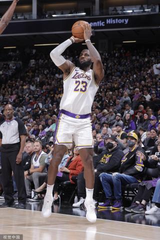 着替补球员 着替补球员